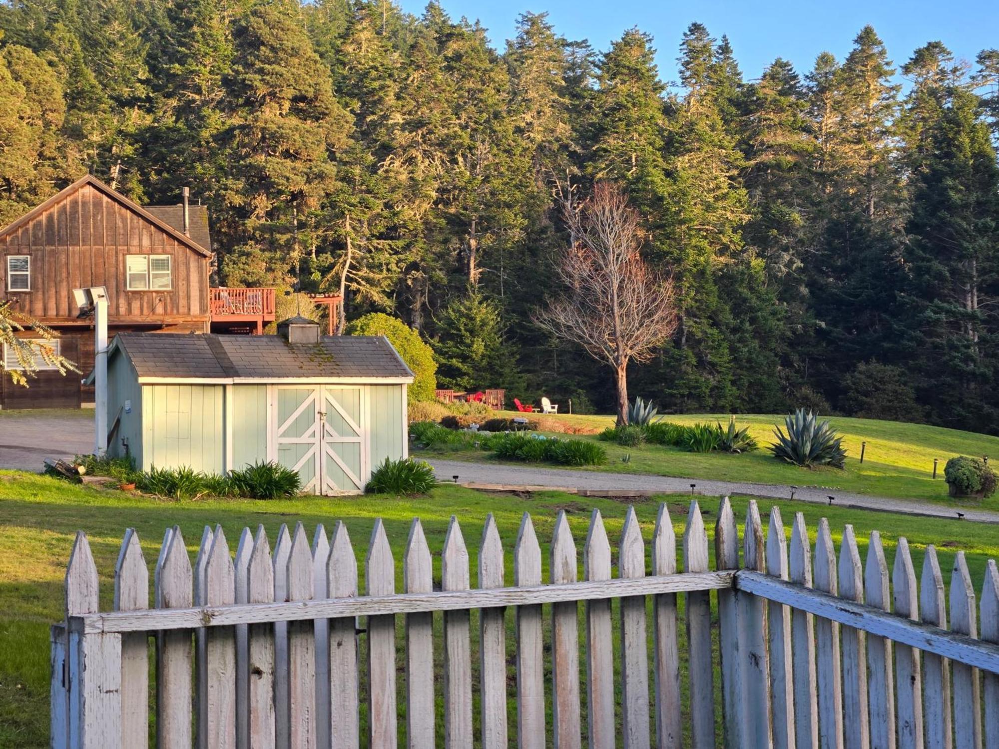 Inn At Schoolhouse Creek Little River Exterior foto